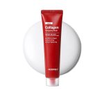 Туба од Medi Peel Red Lacto Collagen Wrapping Mask во црвена амбалажа со бел натпис, поставена врз кружна позадина со кремаста текстура.