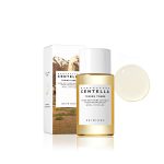 Skin1004 Centella Toning Toner 30ml – мини верзија на тоникот со Центела од Мадагаскар, прикажан со пакување и текстура, идеален за патување или тестирање. Skin1004 Centella Toning Toner 30ml – mini version of the Madagascar Centella toner, shown with packaging and texture, perfect for travel or testing.