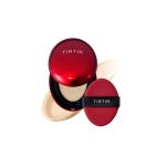 TIRTIR Mask Fit Red Cushion – хидратантен cushion пудер (течна пудра со перниче) во елегантна црвена амбалажа, со апликатор и беж нијанса за природен полу-мат финиш.